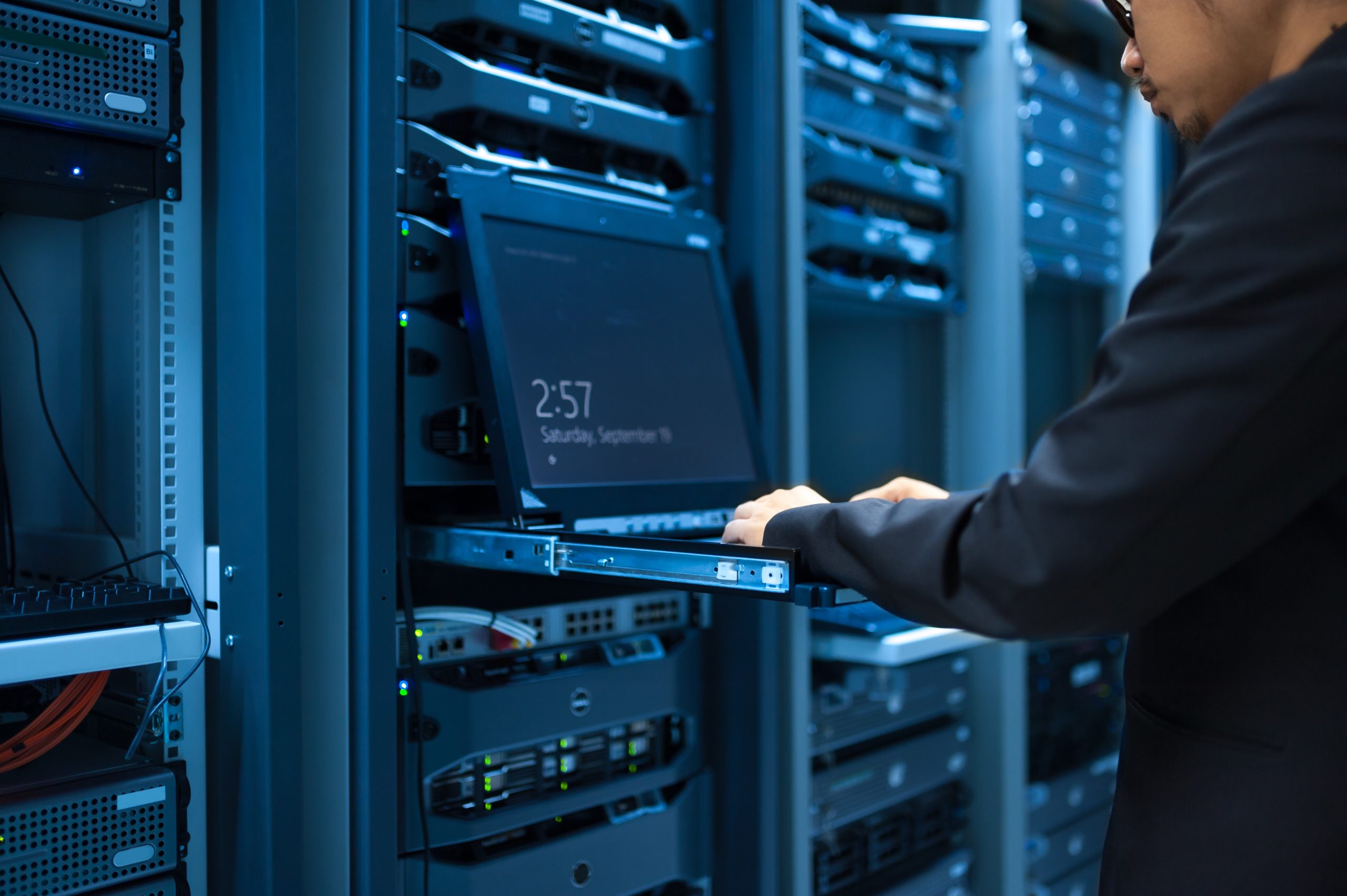 Cloud-Based IT Solutions for Healthcare: Improving Efficiency and Accessibility